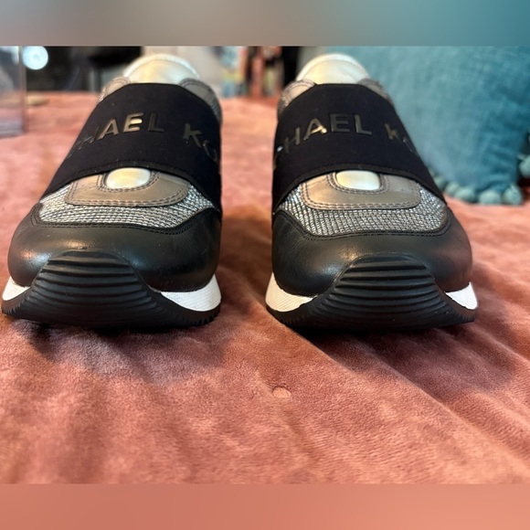 Michael KORS FELIX SILVER LUREX GLITTER Chain Mesh LOGO Sneakers - Picture 2 of 9